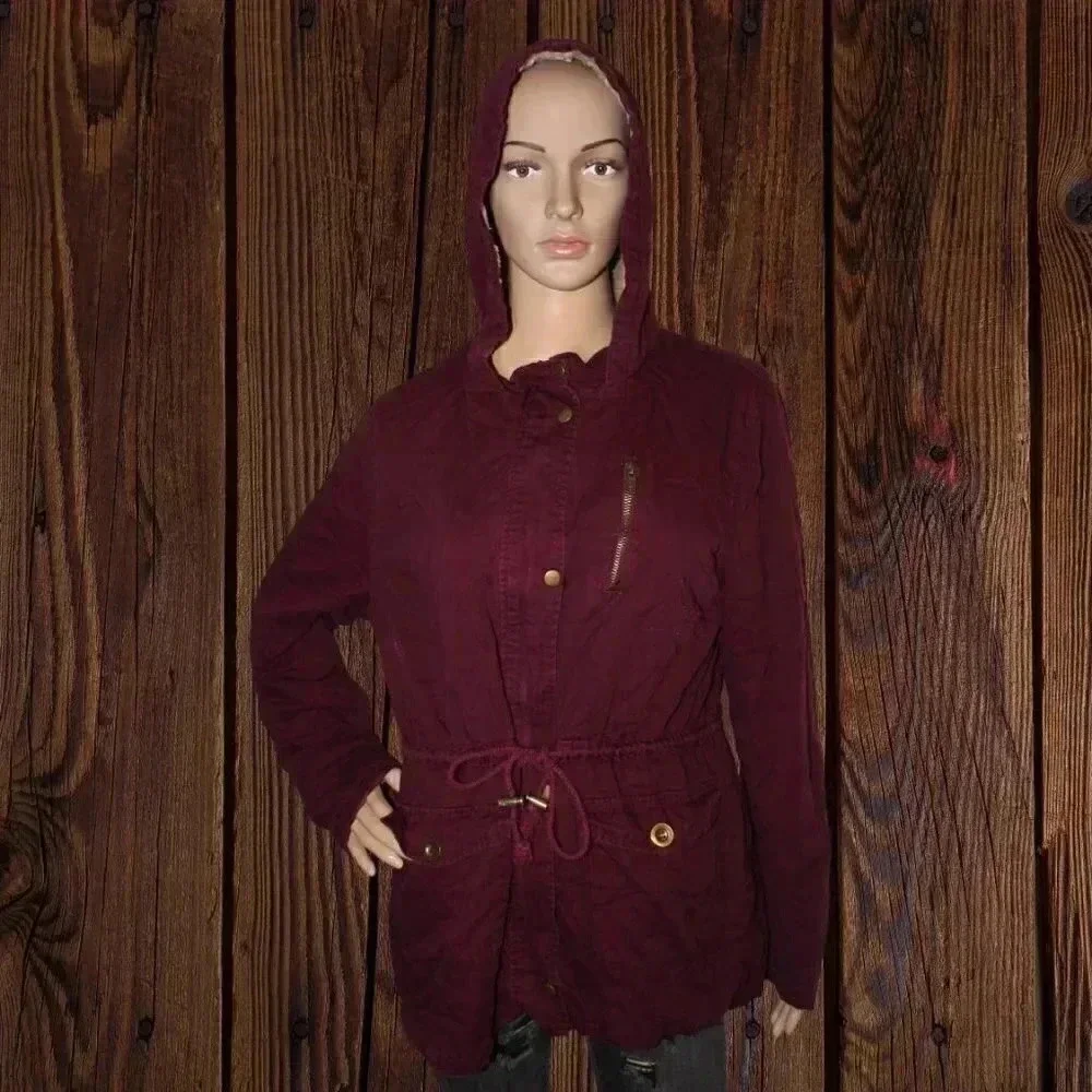 L C’Esttoi Burgundy Sherpa Lined Jacket